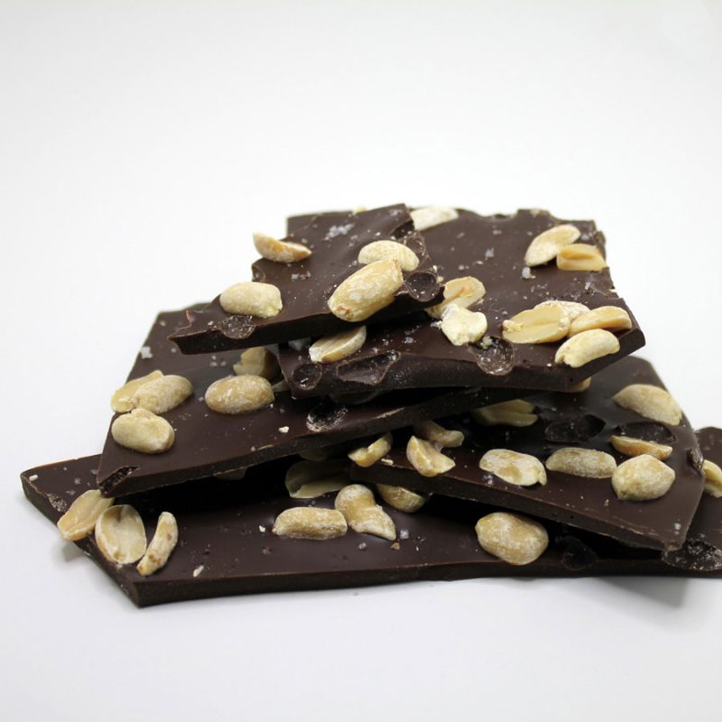 Zartbitterschokolade mit Erdnüssen und Fleur de Sel